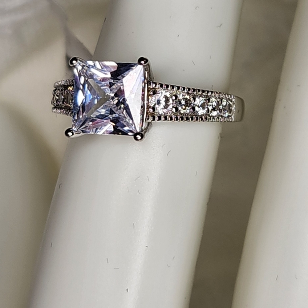 Sz. 6 Antique-look Square Cut S925 Ring
